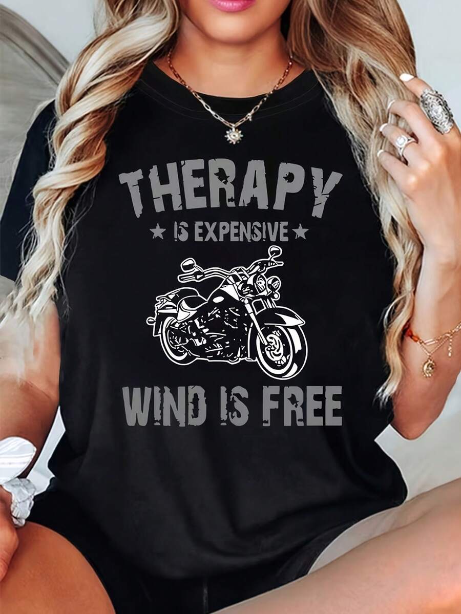 Women's T-shirt Camiseta de manga corta para mujer con cuello redondo, estampada con "Relax IS EXPENSIVE WIND IS FREE", ideal para salidas informales y como regalo de vacaciones, combinada con un estampado de motocicleta, transmitiendo un amor por la libertad y una actitud al aire libre, con un estilo audaz y asertivo. - Negro - Ver 1