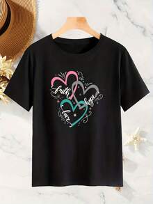 Camiseta de talla grande para mujer - Camiseta con estampado de corazón, letras de fe, amor y esperanza, manga corta, cuello redondo, estilo casual, top elegante y romántico, a la moda para ir al trabajo, vacaciones y uso diario, material opaco, lavable a máquina. CQ7P - Negro - Ver 2