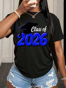 1 camiseta de graduación Clase de 2026 para estudiantes, regalo de celebración para el último año de estudios, para graduados de secundaria y universidad, diseño de gorra azul, camiseta de algodón, 180g, 100% algodón. - Negro - Ver 2