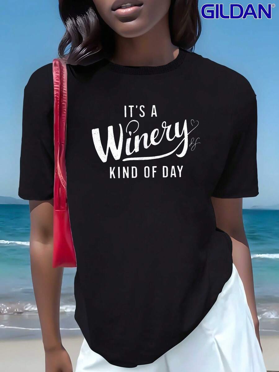 Camiseta de mujer con temática de vino para entusiastas del vino - Ajuste cómodo, manga corta, cuello redondo, diseño casual con copa de vino y uva, adecuada para eventos de cata de vino y vestimenta, patrón geométrico, corte holgado, rojo brillante, estampado con temática de vino, tela transpirable, ideal para amantes del vino, elegante y cómoda, adecuada para actividades casuales y reuniones sociales, diseño perfecto para entusiastas del vino, encantador diseño con temática de vino, camiseta de vino. - Negro - Ver 1