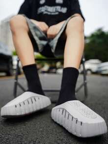 2026 New Summer Men/Women Wooden Sole Slippers, Lightweight Non-Slip Casual Beach Sandals - Grey - View 5