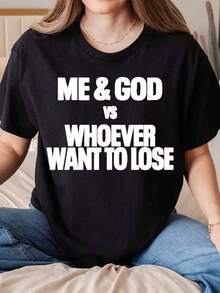 Suave, transpirable y ligera para comodidad durante todo el día. Camiseta de mujer con estampado gráfico "Me & God Vs Whoever Want To Lose", cuello redondo, para uso casual diario. Tela cómoda, perfecta como regalo - 220g. Cuello redondo clásico con un corte relajado que favorece todas las formas del cuerpo y es fácil de combinar con jeans, shorts y leggings. - Negro - Ver 1