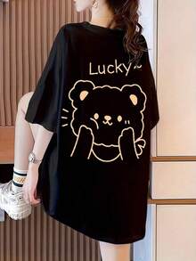 Camiseta holgada de oso gráfico - Casual moderno - Ropa cómoda para mujer - Diseño juvenil - Estilo versátil para el día a día - Disponible en tallas M, L, XL - Color negro - Moda femenina -  popular - Negro - Ver 1