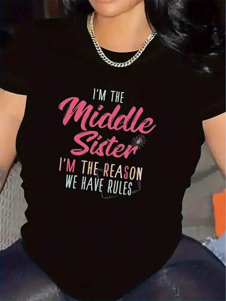 Camiseta Y2K para hermana del medio con diseño divertido y emocionante que dice soy la razón por la que tenemos reglas ideal para destacar tu estilo único en cualquier ocasión única y trendy y2k. Perfecta para un look moderno y casual. - Negro - Ver 1