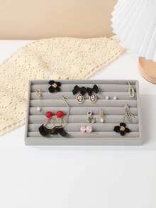 Khay đựng trang sức bằng nhung (1 chiếc/4 chiếc) dùng cho bông tai, nhẫn, dây chuyền, vòng tay. - Xám - Xem 10