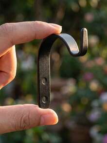 4/8pcs Black Sturdy Arched Multi-Purpose Iron Hooks, Rust-Resistant Plant Hangers, Suitable For Hanging Wind Chimes, Wall-Mounted Plant Racks, Large Outdoor Planters And Stands, Applicable For July 4th Decor, Gardening Tools, Outdoor Furniture, Outdoor Decor - Multicolor - View 6
