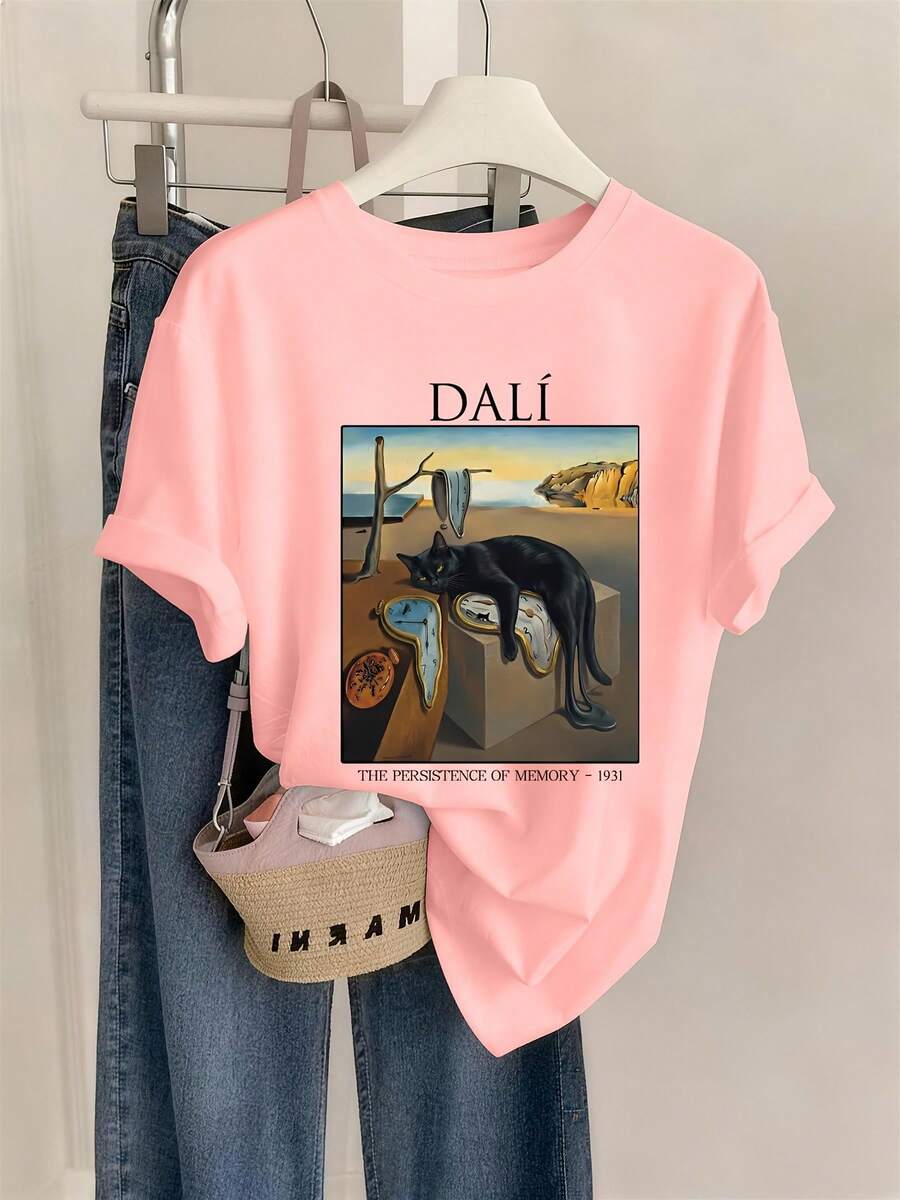 Dali's Memory: The Persistent Black Cat, A Women's Spring/Summer T-Shirt With Surrealist Art Prints, Fitted Design, Round Neck, Suitable For Casual Everyday Wear, New 2026 Style! Comfortable And Soft, Cotton T-Shirt For Everyday Wear. - 粉紅色 - 查看 1