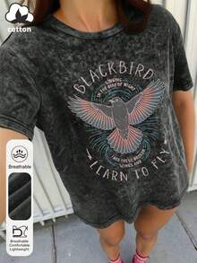 Camiseta de manga corta con cuello redondo y estampado de Blackbird para mujer de talla grande, estilo casual sencillo para uso diario, top de ropa exterior para mujer con estampado de banda de rock de estilo antiguo, ropa de verano para mujer con estampado de letras de los Beatles 2026, estampado de pájaro con alas coloridas, ropa cómoda para fiestas familiares de verano. - Negro - Ver 3