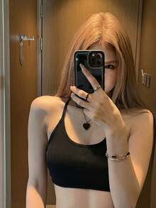 Áo tank top nữ Summer Chill City Roaming màu đen gân sọc, kiểu dáng ôm sát, dáng ngắn, thích hợp mặc đi chơi đêm. - màu đen - Xem 2