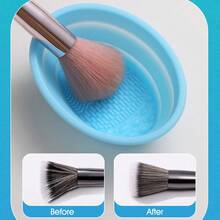 Bộ dụng cụ trang điểm 29 món bao gồm: 10 cọ trang điểm màu bạc + 1 túi đựng + 3 bông mút trang điểm + 2 bông mút trang điểm mini + 4 bông phấn tam giác + 8 bông phấn nền mini + 1 dụng cụ vệ sinh cọ trang điểm. - Nhiều màu - Xem 10
