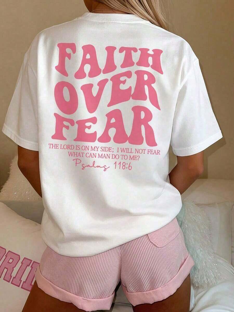 1 pieza de camiseta gráfica de manga corta y cuello redondo para mujer - "FAITH OVER FEAR" con estampado audaz en la espalda con la Biblia Salmo 118:6, estética de fe cristiana, top casual para uso diario, 180g 100% algodón, los diseños están completamente impresos. Unisexo. - Blanco 3 - Ver 1