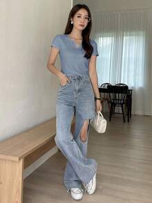 Camiseta con cuello en pico sólido, top corto para mujer - Niebla azul - Ver 4