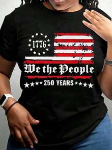 Camiseta de Cuello Redondo para Mujer con Estampado de la Bandera Americana del Día de la Independencia 1776 "Nosotros, el Pueblo" 250 Años, de Algodón, Casual, Suave y Cómoda para Celebraciones Patrióticas y Eventos Nacionales. - Negro - Ver 4