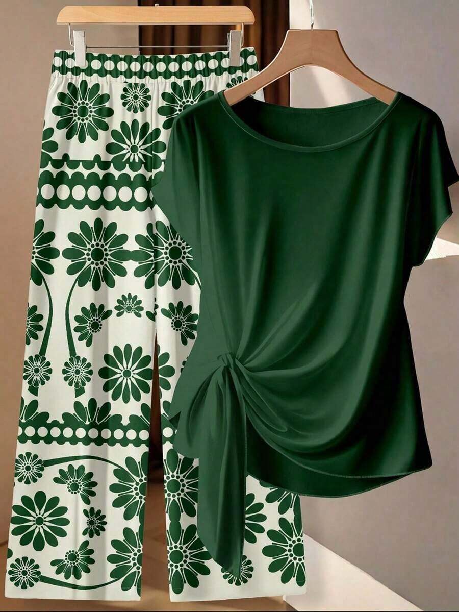 Conjunto casual de blusa plisada de unicolor y pantalones de pierna ancha con estampado floral para mujer - Multicolor - Ver 1