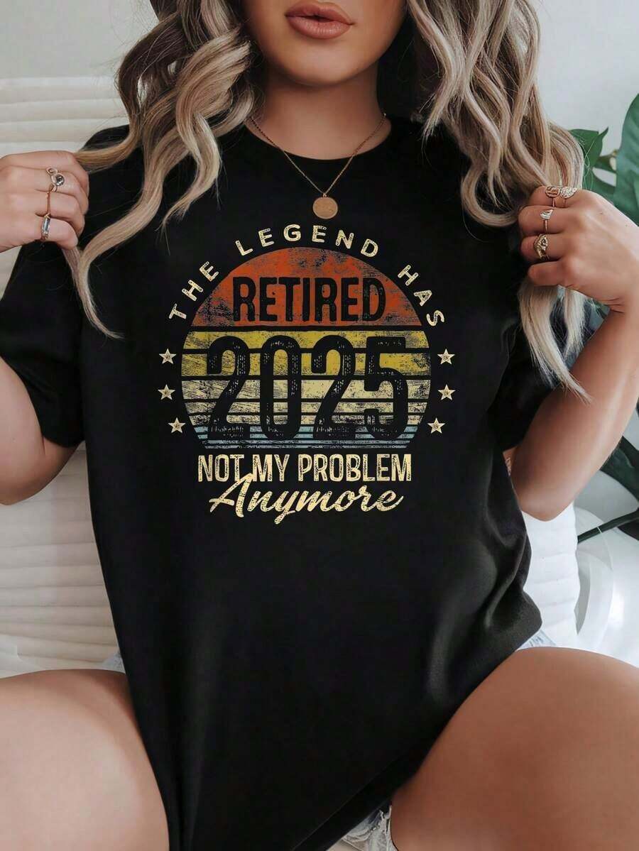 Camiseta de Mujer Casual de Corte Holgado, Opciones en Blanco y Negro, Estampado Gráfico 'Retired Legend Not My Problem Anymore', Camisetas de Verano para Uso Diario, Tops de Verano, Camisetas Gráficas, Conjuntos de Verano, Camisetas Gráficas para Mujer, Tops Cortos para Mujer, Camisetas Vintage de Algodón, Ropa Linda para Mujer, Playera Holgada para Mujer - Negro - Ver 1