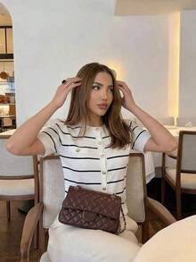 Cárdigan de punto de cuello redondo de manga corta con contraste de color, nueva chaqueta casual de primavera/verano para mujer, versátil, minimalista, elegante, cómoda y holgada, adecuada para el uso diario, salidas, citas, moda casual, ceremonias de graduación - Blanco y Negro - Ver 9