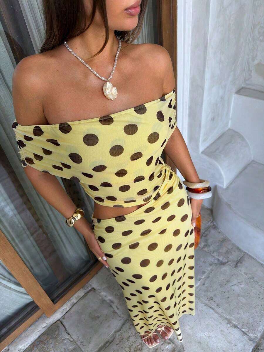 Vestido largo súper elegante y sexy con estampado de lunares marrones sobre base amarilla, con hombros descubiertos, fruncido y calado. Adecuado para vacaciones, invitada de boda, vestido de cumpleaños, salida, ceremonia de graduación, regreso a casa, vacaciones, fiestas y otras ocasiones. - Multicolor - Ver 1