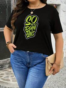 Camiseta holgada para mujer de talla grande con el eslogan "SO WE'VE DONE THIS" - top casual de cuello redondo en negro y verde lima, camiseta transpirable para uso diario en primavera y verano, lavable a máquina, con mangas cortas únicas. - Negro - Ver 3