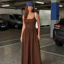 Vestido casual de mujer de un solo color con tirantes finos, adecuado para bodas - Marrón - Ver 1