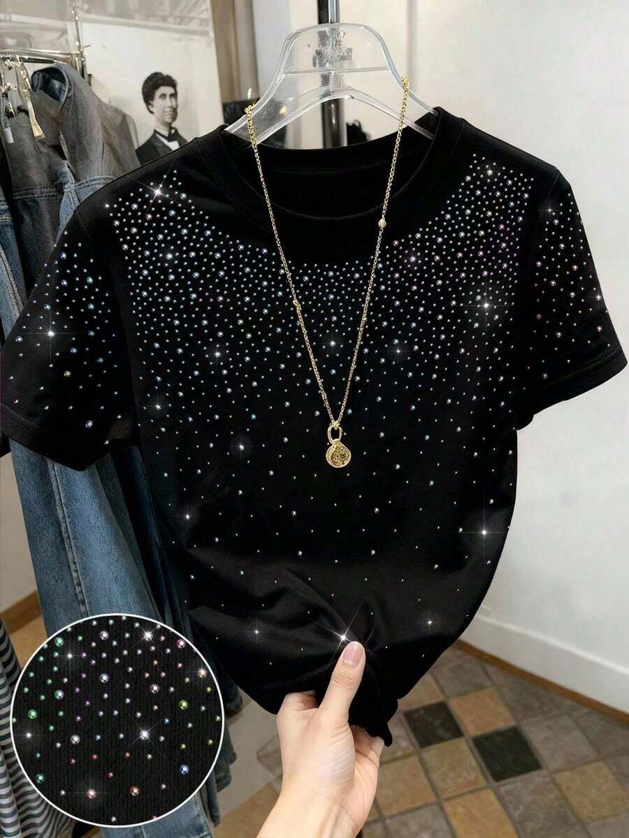 Camiseta de manga corta con cuello redondo, bordado de lentejuelas en forma de lazo, estilo minimalista de moda, regalo para amigos - Negro - Ver 1