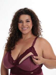 Charme Dela's Camisola Feminina Plus Size Alça Larga Poliamida e Renda - Vinho - Visão 4