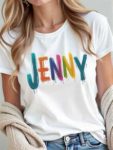 Camiseta negra ligera y duradera, adornada con un llamativo estampado de Jenny, adecuada para uso casual en casa, en cafeterías o durante actividades al aire libre, ofreciendo una experienci - Blanco - Ver 5