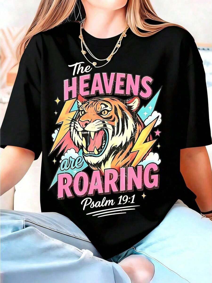 Novedad 2026: Diseño de Camiseta Retro Cristiana: "Los Cielos Rugen" - Camisetas Gráficas Divertidas para Hombres y Mujeres, Cuello Redondo, Camisetas Casuales Holgadas, Ropa de Verano, Ropa de Vacaciones para Mujeres, Ropa de Primavera para Mujeres, Tops de Verano, Ropa para el Día de San Patricio, Ropa de Pascua para Mujeres. Tela Suave, Transpirable, a la Moda, 100% Algodón, Camiseta para Mujer de Uso Diario con Estampado Gráfico. - Negro - Ver 1
