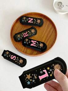 1pc 2-In-1 Foldable Makeup Mirror, Retro Creative Star & Letter Design, Foldable Portable Mini Comb With Mirror, Fashionable Beauty Tool For Travel And Gift, Dual-Use Air Cushion Comb, Scalp Massage Hair Brush, Perfect For Travel And Gifting - Multicolor - View 5