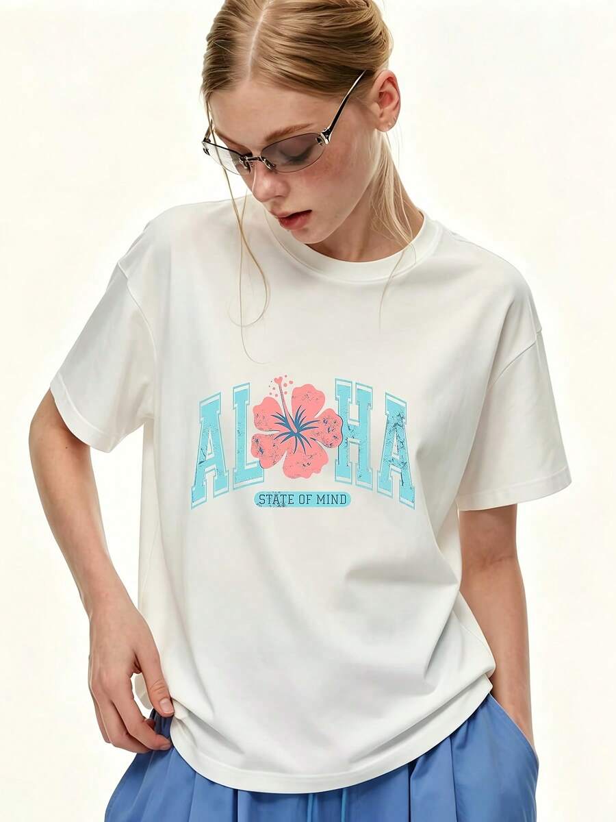 Camiseta de talla para mujer de 180 g con estampado de patrón Aloha, manga corta, corte holgado informal, para vacaciones de verano en la playa, regalo para el Día de la Madre, reuniones familiares y actividades de building de la empresa - Camiseta unisex de algodón holgada de manga corta y cuello redondo estilo vintage urbano. - Blanco - Ver 1