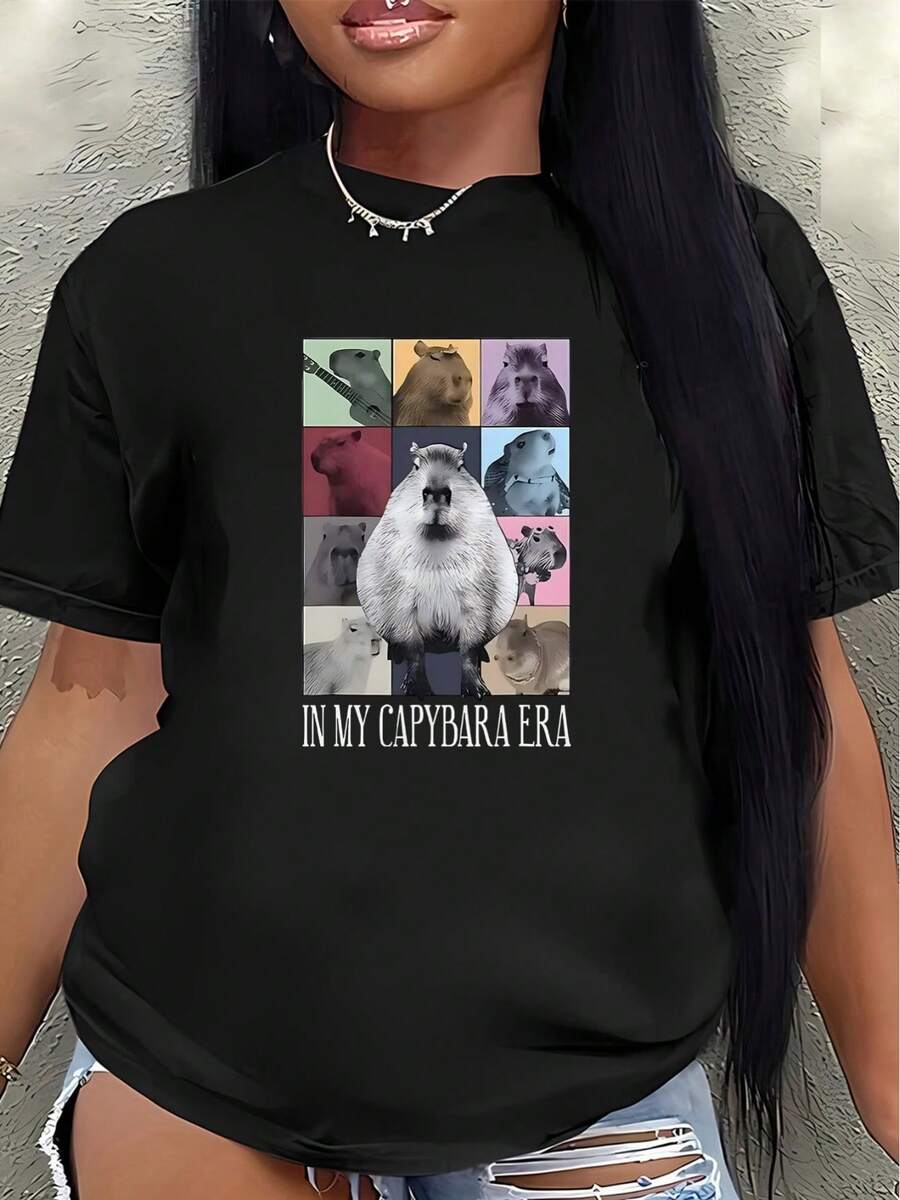 Camiseta de manga corta de poliéster con estampado de capibara, ligera y duradera, adecuada para el hogar, la oficina o para uso casual al aire libre. Diseño divertido con estampado de animales, que combina comodidad diaria y moda. - Negro - Ver 1