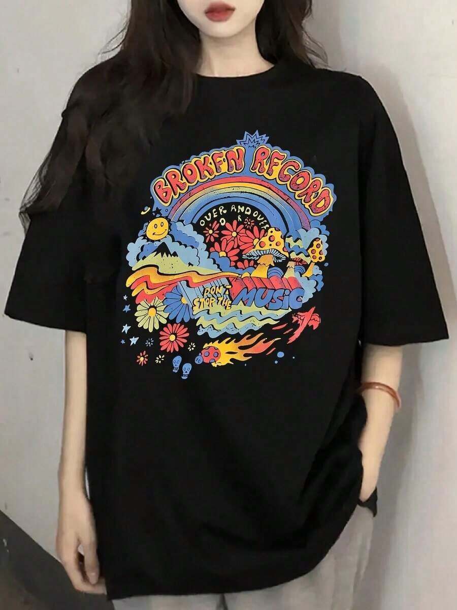 Camiseta gráfica unisex casual vintage con diseño colorido y estampado retro, ideal para jóvenes amantes de la moda y la música, disponible en tallas S-XL y color negro, prenda básica de ropa urbana  online. - Negro - Ver 1