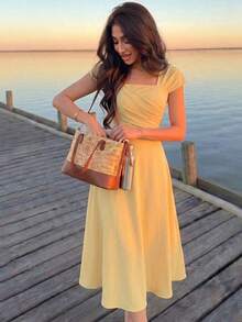 Women's Solid Color Dress, Square Neck, Short Sleeves, Minimalist Everyday Wear - Yellow - View 5