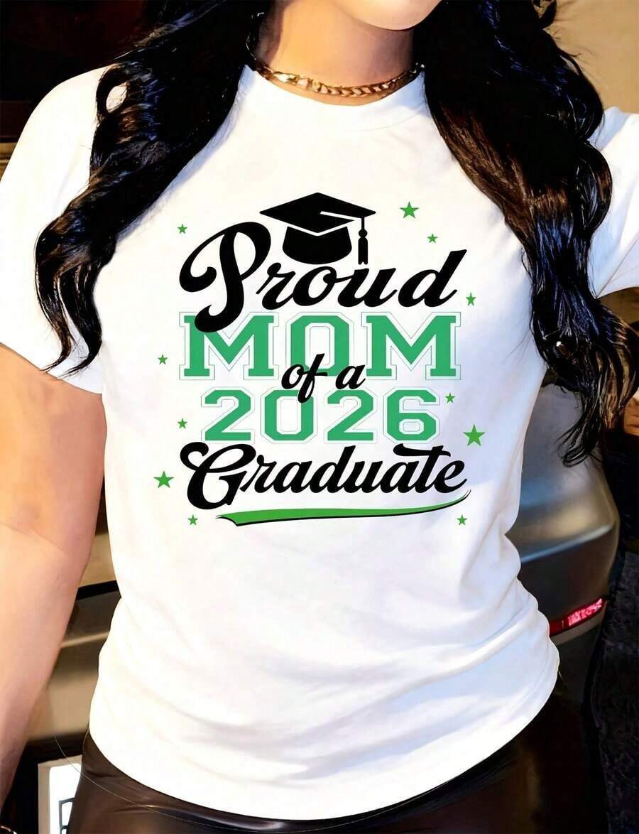 Camiseta de Mujer "Mamá Orgullosa de un Graduado de 2026", Cuello Redondo, Manga Corta, Casual, Adecuada para Uso Diario al Aire Libre, Perfecta para Todas las Temporadas. - Blanco - Ver 1