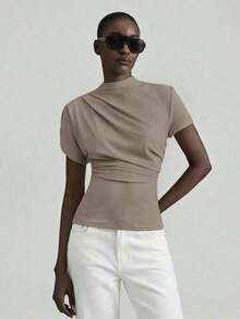 2026SS Nueva blusa de verano para mujer, uniforme de maestra, atuendo de aeropuerto para el Día de la Independencia, de tela elástica, camiseta azul sólida talla grande vendida, estilo casual cómodo, top de punto, diseño asimétrico, manga corta frun - Gris - Ver 4