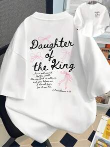 Camiseta estampada de manga corta con diseños en la parte delantera y trasera - "Rey de las Hijas," versículo bíblico - Camiseta estampada de moda para mujer, ¡tu mejor elección! Camisa elegante adecuada para fiestas, camisa elegante adecuada para fiestas. - Blanco - Ver 6