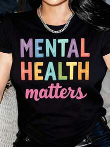 Camiseta Gráfica Arcoíris "La Salud Mental de las Mujeres Importa" - Camiseta de Manga Corta con Cuello Redondo y un Audaz Mensaje de Concientización sobre la Salud Mental - Top para Uso Diario y Ocasiones Especiales - Prenda Esencial Suave para Mujeres - Ropa Casual para Todas las Temporadas, Ajuste Cómodo, Moda de Primavera, Estampado Geométrico, Material Transpirable, Ropa de Apoyo, Moda Femenina - Negro - Ver 5