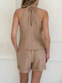 Conjunto casual de verano con top sin mangas y pantalones cortos - Caqui - Ver 4