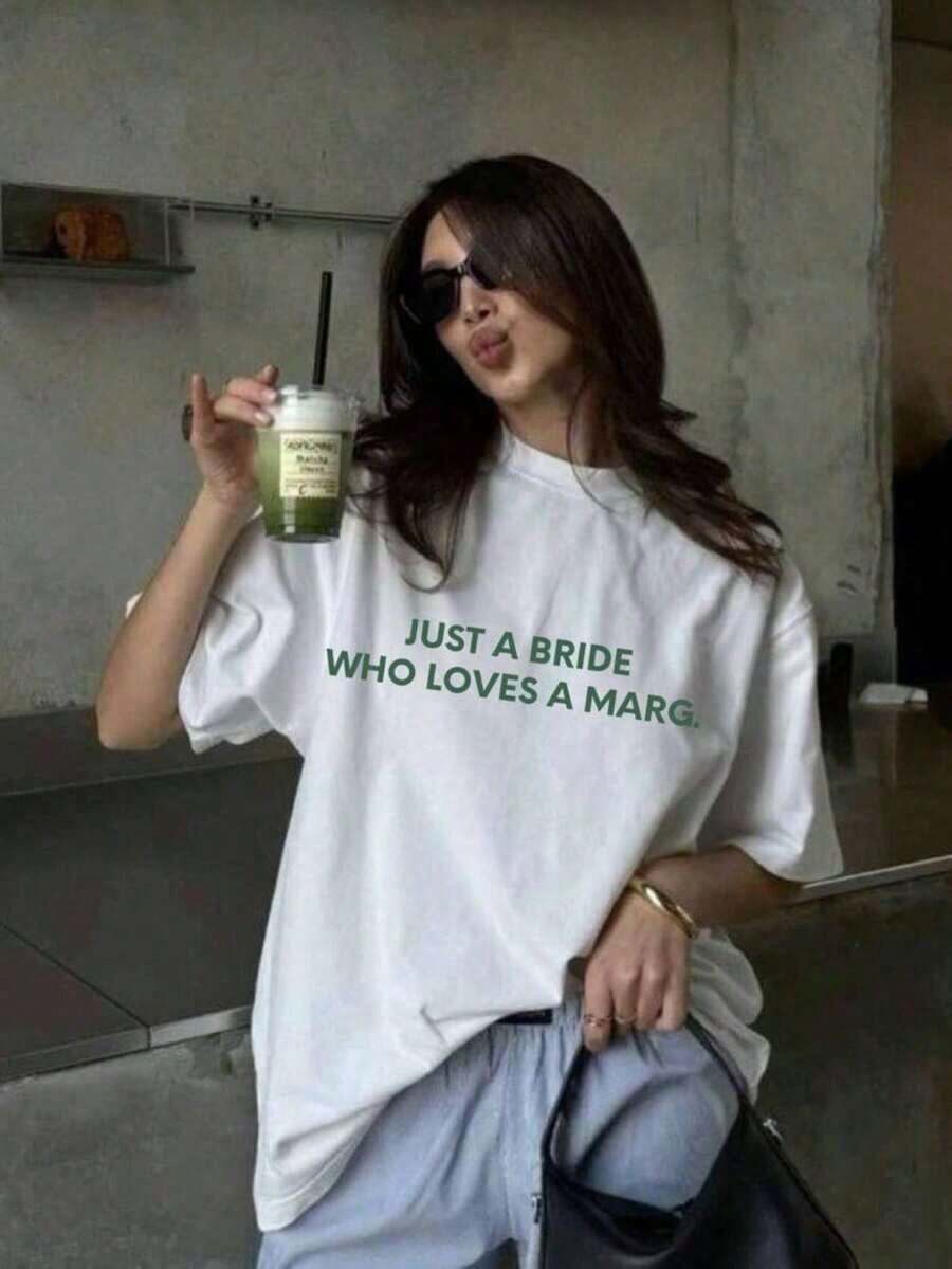 Solo Una Novia Que Ama Las Fiestas Marg, Camiseta Nupcial, Camiseta de Boda, Camiseta de Futura Novia, Estampado de Compromiso, Mercancía Nupcial, Estampado de Esposa en Luna de Miel, Camiseta de Algodón Grueso de Manga Corta, Estilo Clásico, Camiseta Gráfica Estampada, Camiseta Casual de Manga Corta para Mujer - Blanco - Ver 1