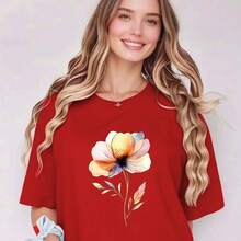 Camiseta de Algodón Puro para Mujer: Floración Etérea: Camiseta de Mujer con Arte Floral de Medianoche - Estilo Moderno - Rojo - Ver 7