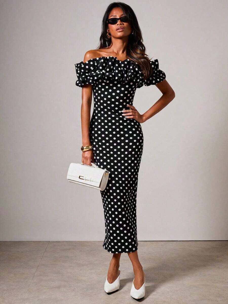 xheCOSMINA Vestido elegante de longitud media, ajustado, con hombros descubiertos y volantes con estampado de lunares para mujerxhe - Blanco y Negro - Ver 1