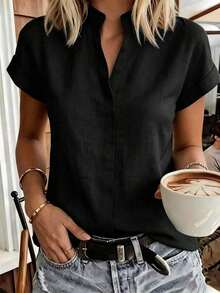Blusa de mezcla de lino beige casual y elegante para mujer, con cuello alto, manga de murciélago de cuello en V, manga corta para oficina.Blusa holgada de manga corta en V para uso diario, citas y brunch, blusa blanca de verano - Negro - Ver 4