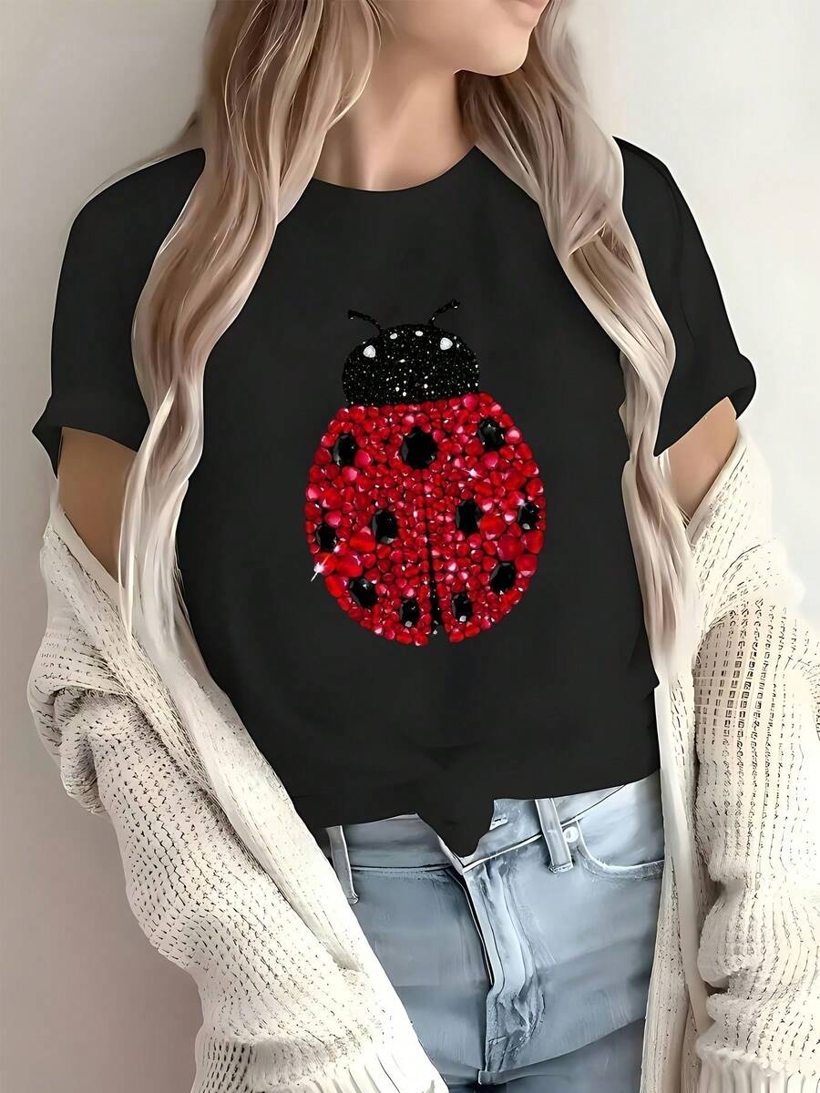Camiseta nueva de 2025 con cuello redondo, top versátil con diseño estampado, manga corta, tela microelástica ajustada, diseño de moda estampado estilo INS, moda de temporada, diseño retro, ajuste cómodo, camisa de manga corta para mujer