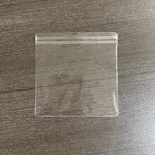Đồ chơi bóp hình quả chuối mềm mại và căng mọng (2 chiếc/1 cái) - Chuối vàng dễ thương, đồ chơi bóp chuối, chuối mềm mại và bông xốp giúp giảm căng thẳng, lo âu, đồ chơi để bàn văn phòng, quà tặng học sinh, hoàn hảo cho các ngày lễ và sinh nhật. Không mùi, kết cấu chuối chân thực, độ đàn hồi cao và bền, 2 màu ngẫu nhiên (Sản phẩm thực tế có thể khác một chút nhưng không ảnh hưởng đến việc sử dụng) - A - Xem 13