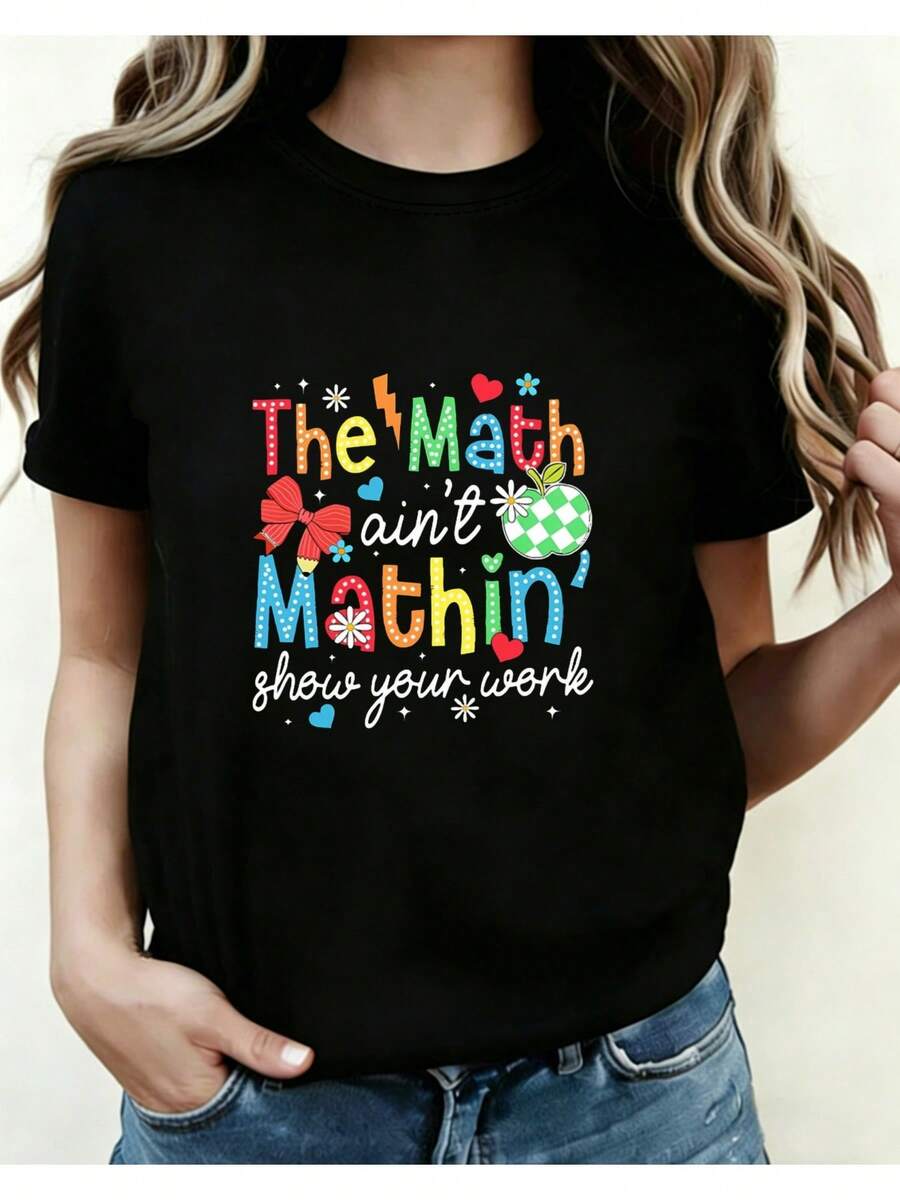 Camiseta de mujer, una divertida camiseta con estampado de profesora de matemáticas, perfecta para entusiastas de las matemáticas, un excelente regalo para nuevos profesores, camiseta con estampado de la letra 01 y hombros caídos. - Negro - Ver 1