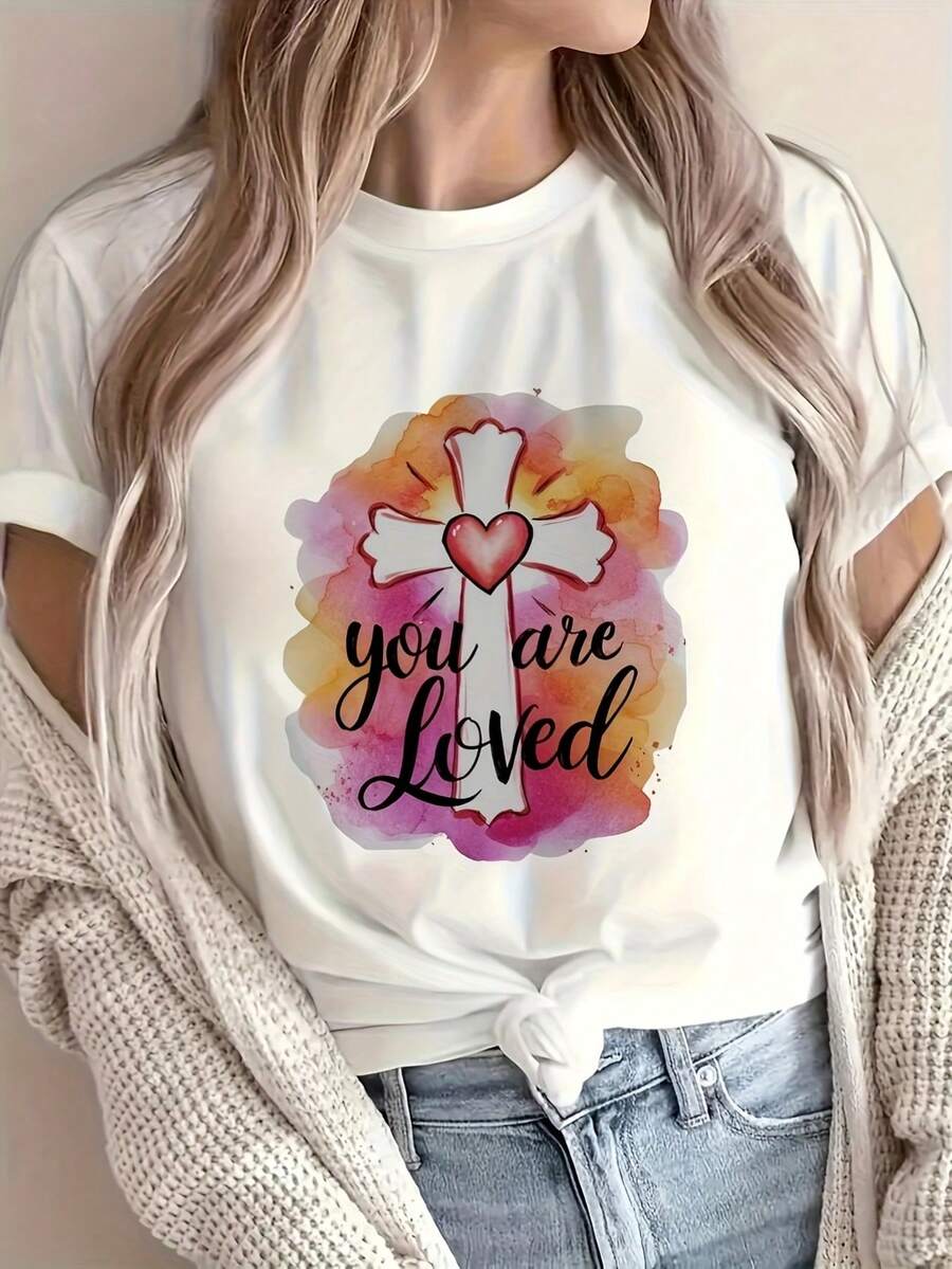 Camiseta de Talla para Mujer YouAreLoved con Corazón Cruzado - Suave, de cuello redondo, con una llamativa cruz y el texto You Are Loved, una prenda casual y cómoda, adecuada para varios conjuntos, para Pascua, Halloween, Acción de Gracias y uso diario, lavable aáquina - Camiseta unisex de algodón suelto de manga corta y cuello redondo, estilo vintage urbano. - Blanco - Ver 1