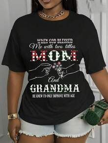Suave, transpirable y ligera para comodidad durante todo el día. Camiseta casual estampada para mujer con la frase: "Cuando Dios me bendice, tengo dos títulos: mamá y abuela". De manga corta, cuello redondo, esta camiseta casual de verano es cómoda y versátil, adecuada para uso casual y en casa - lavable a máquina y cómoda. Cuello clásico con corte relajado que favorece todas las formas del cuerpo y es fácil de combinar con jeans, shorts y leggings. - Negro - Ver 1