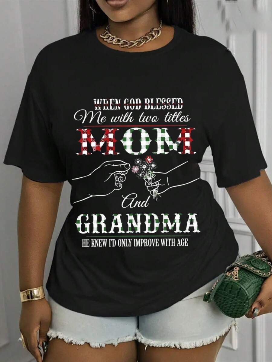 Suave, transpirable y ligera para comodidad durante todo el día. Camiseta casual estampada para mujer con la frase: "Cuando Dios me bendice, tengo dos títulos: mamá y abuela". De manga corta, cuello redondo, esta camiseta casual de verano es cómoda y versátil, adecuada para uso casual y en casa - lavable a máquina y cómoda. Cuello clásico con corte relajado que favorece todas las formas del cuerpo y es fácil de combinar con jeans, shorts y leggings. - Negro - Ver 1