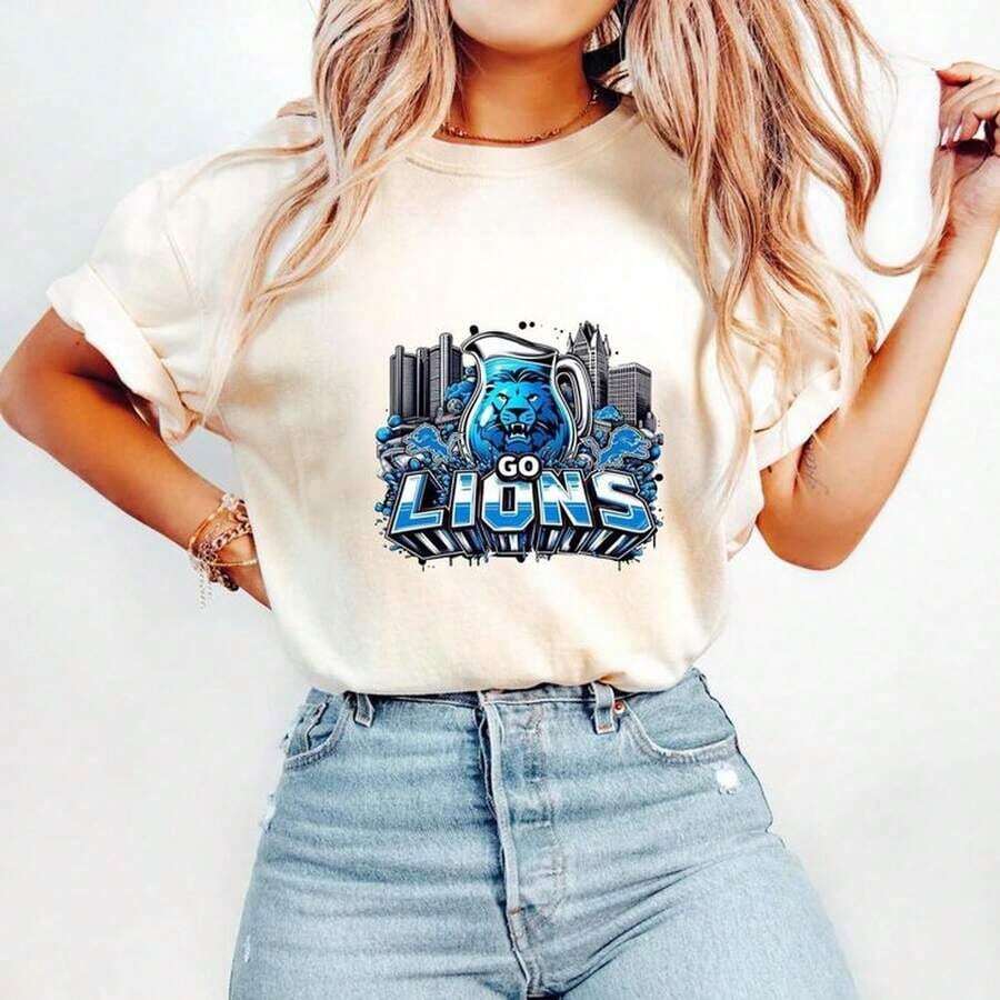 Camiseta de Moda NUEVA Estilo Fútbol Vintage con Estampado de León T1EEUniS1exGameDahirt200AlgodónT1S1Hirt para Actividades al Aire Libre, Adecuada para Todas las Personas, Ya sean Hombres o Mujeres, Tejido Duradero de Alta Calidad, Adecuada para Todas las Ocasiones, Suave al Tacto Pero Diseñada para Durar, Transpirable, Camisetas para Mujer. EnFallOuiT. SForWoM. EnVaC. AtionOuiT. SWoM. EnHalloweenCostume-CamisetaUnisexDeAlgodónSueltoDeMangaCortaConCuelloRedondoEstiloVintageDeCalle - Blanco - Ver 1