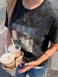 Nueva Llegada de Verano: Camiseta Casual de Manga Corta con Estampado de Gato y Perlas, Cuello Redondo, Estilo Tie-Dye, Blusa Versátil y Elegante para Mujer, Color Negro - Blanco - Ver 11