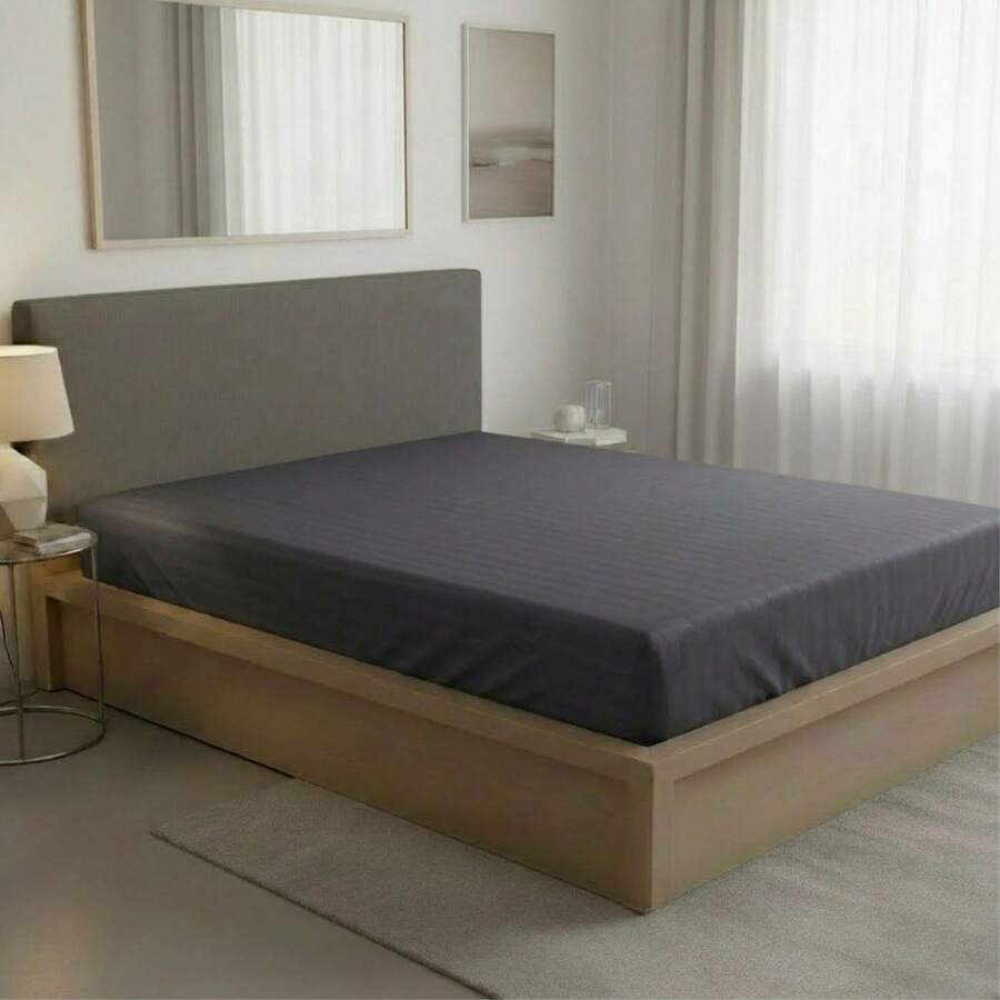 Fitted Sheet With Elastic All Around The Bottom, Cotton-Like Feel, Soft And Cool, Ideal For Spring, Available In Twin, Full, Queen, And King Sizes, Variety Of Colors, Perfect For Modern Bedrooms, Breathable And Comfortable For All Seasons - 深灰色 - 查看 1